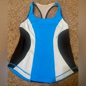 LULULEMON Cardio Kick Tank Blue
Top Racerback Women's Sz 8